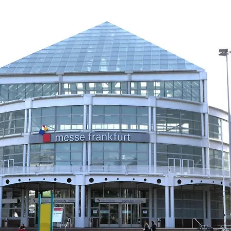 Neues In Langen - 15 Km Bis Frankfurt, Messe Und Flughafen - 50 Qm - Modern, Sonnig Mit Balkon In Ruhiger Lage - Hochwertige Ausstattung Und Vollstandige Kuche - Einfach Schon Apartment *